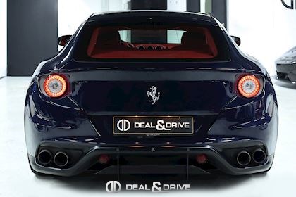 FF 6.2 V12 4RM (661 CH) - BLU POZZI