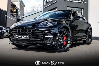 DBX707 4.0 V8 - JET BLACK - WARRANTY 12/2027