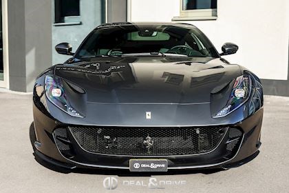 812 SUPERFAST 6.5 V12 – GRIGIO SILVERSTONE