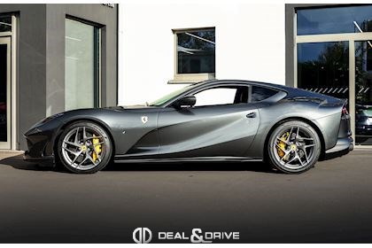 812 SUPERFAST 6.5 V12 – GRIGIO SILVERSTONE