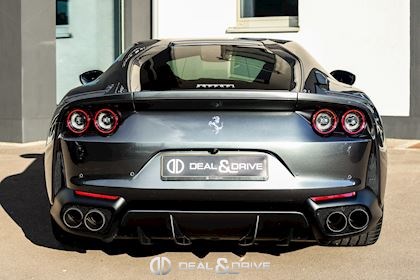 812 SUPERFAST 6.5 V12 – GRIGIO SILVERSTONE