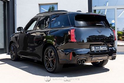 JOHN COOPER WORKS COUNTRYMAN ALL4 – PACK XL