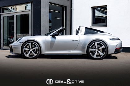 911 (992.2) TARGA 4 GTS PDK - BLACK SPORT DESIGN PACK -GT-SILVER