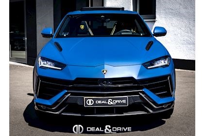 URUS PERFORMANTE 4.0 V8 666 CH – BLU GRIFO MATT – AD PERSONAM – AKRAPOVIC - 5yr MAINTENANCE