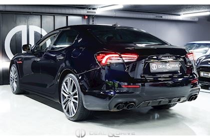 GHIBLI TROFEO 3.8 V8 RWD (580 CH) – CARBON PACK INT / EXT