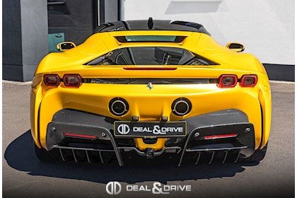 SF90 STRADALE - GIALLO 3 STRATO X CARBON BLUE - FULL XPEL 