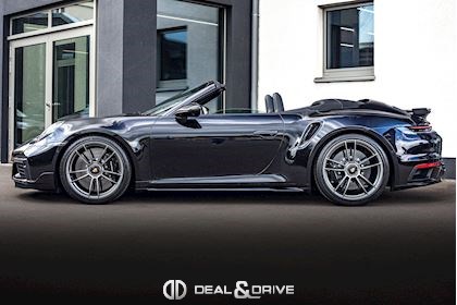 911 (992.1) TURBO S CABRIOLET PDK - JET BLACK METALLIC