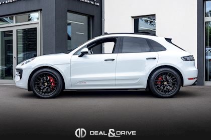 MACAN II GTS PDK – CARRARA WHITE METALLIC