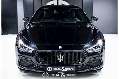 GHIBLI TROFEO 3.8 V8 RWD (580 CH) – CARBON PACK INT / EXT