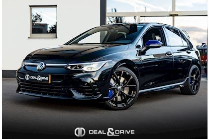 GOLF 8 R 2.0 TSI DSG7 4MOTION 20 YEARS – PACK R-PERFORMANCE – AKRAPOVIC