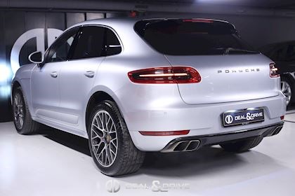 MACAN TURBO 