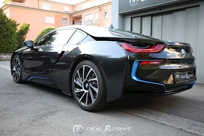 i8 Hybride