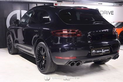 MACAN GTS