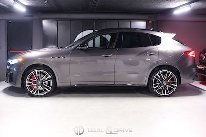 LEVANTE TROFEO Q4 3.8 V8