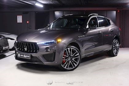 LEVANTE TROFEO Q4 3.8 V8