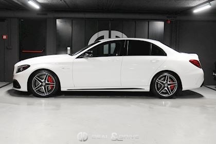 C 63 S AMG LIMOUSINE 