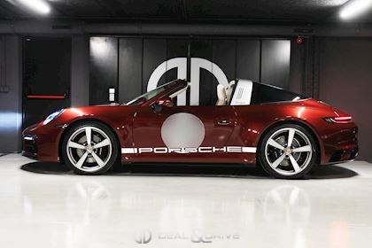 911 (992) TARGA 4S HERITAGE DESIGN EDITION
