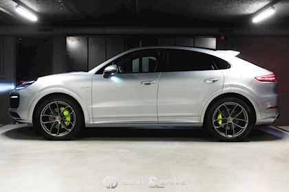 CAYENNE E-HYBRID COUPE