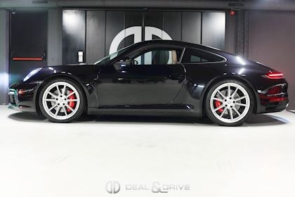 911 (992) CARRERA 4S COUPE