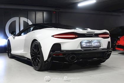 GT V8 4.0 TWIN TURBO