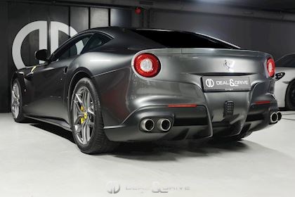 F12 BERLINETTA V12 