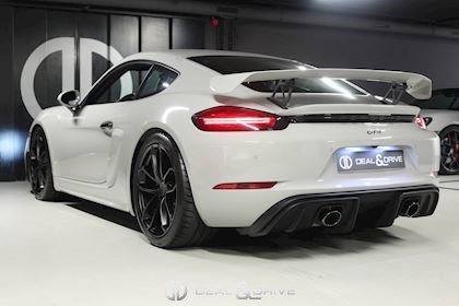 718 CAYMAN GT4 PDK
