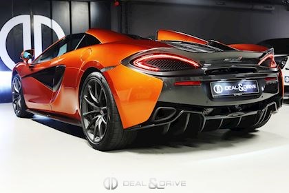 570 S SPIDER LUXURY