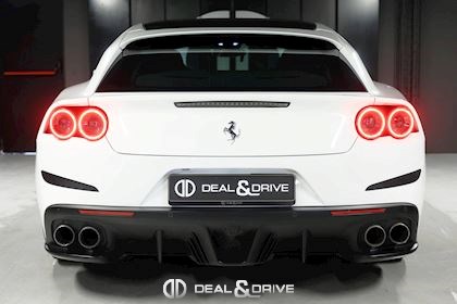 GTC 4 LUSSO V8 T