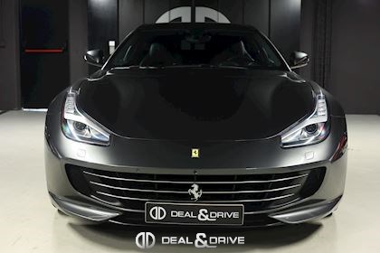 GTC4 LUSSO V12