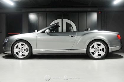 CONTINENTAL GTC 6.0 W12 TWIN TURBO