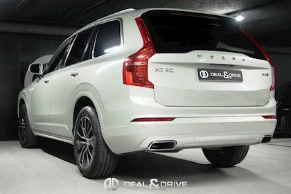 XC90 B5 Momentum 