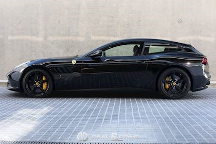 GTC 4 LUSSO V12