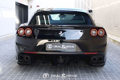 GTC 4 LUSSO V12