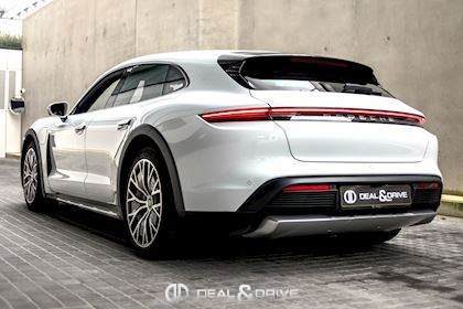 TAYCAN 4 CROSS TURISMO 