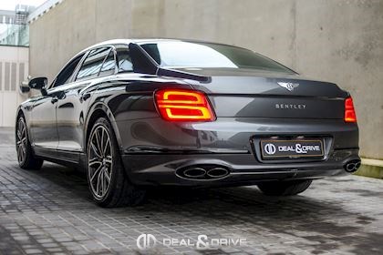 FLYING SPUR V8 MULLINER