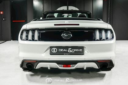 MUSTANG 2.3 ECOBOOST CONVERTIBLE