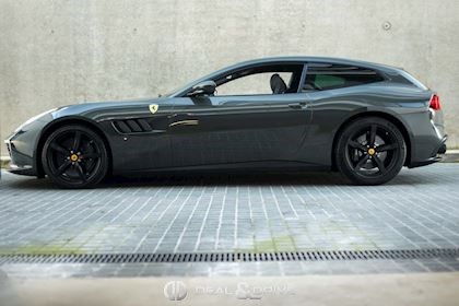 GTC4 LUSSO V12 