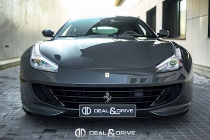 GTC4 LUSSO V12 