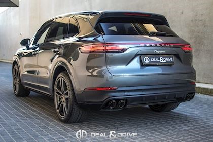 CAYENNE E-HYBRID TIPTRONIC