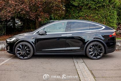 MODEL X 100D GRANDE AUTONOMIE PLUS 6 PLACES 