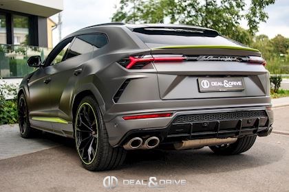 URUS GRAPHITE CAPSULE AKRAPOVIC - FULL XPEL