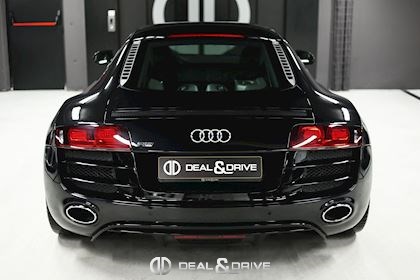 R8 COUPE 5.2 FSI V10 QUATTRO R TRONIC