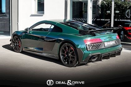 R8 COUPE V10 GT RWD S-TRONIC 1 OF 333 – 1 OF 1 IN AUDI EXCLUSIVE GOODWOOD GREEN METALLIC 