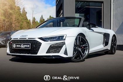 R8 SPYDER V10 PERFORMANCE RWD 5.2 FSI S-TRONIC - WARRANTY 09/27