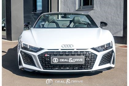 R8 SPYDER V10 PERFORMANCE RWD 5.2 FSI S-TRONIC - WARRANTY 09/27