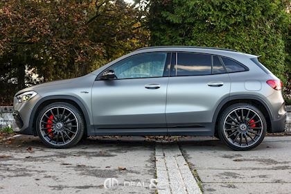 GLA 35 AMG 4MATIC - MOUNTAINGRAU MAGNO
