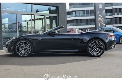 DB12 V8 VOLANTE - ULTRAMARINE BLACK METALLIC