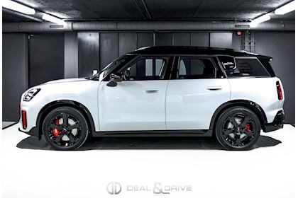 JOHN COOPER WORKS COUNTRYMAN ALL4 AUTO.