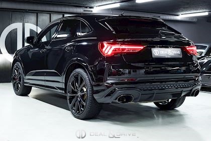 RS Q3 SPORTBACK 2.5 TFSI QUATTRO S-TRONIC – PACK DESIGN NOIR 