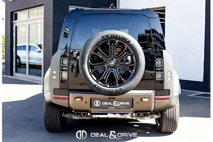 DEFENDER 110 V8 P635 MHEV OCTA EDITION ONE AWD – FAROE GREEN - MY25